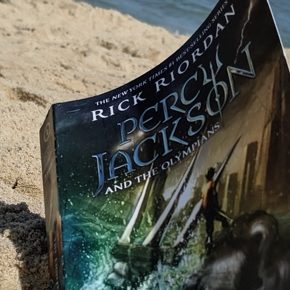 Retro Review: The Lightning Thief by Rick Riordan